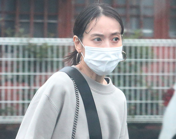 戸田恵梨香 突然泣き出すことも 休養8カ月報道直前に見せていた 前兆 ニコニコニュース