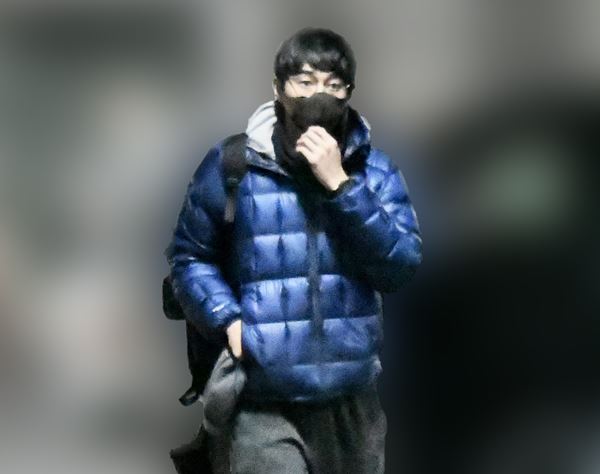 東出昌大 ボコボコ車で通勤 休日でもガラガラ 肝いり主演舞台がまさかの大コケ ニコニコニュース