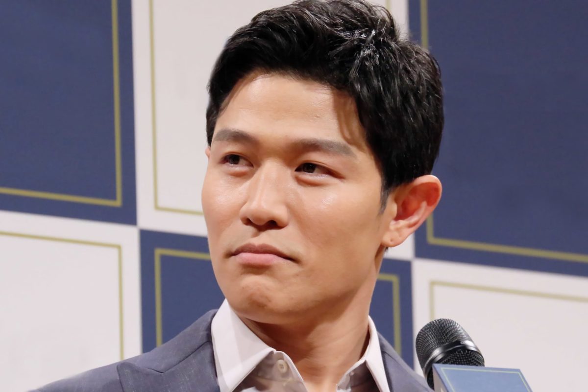 鈴木亮平 バズ ライトイヤー 声優抜擢に反響 実写でもいけそう ニコニコニュース