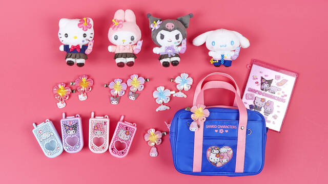 ときめき平成コギャルデザインシリーズ　ハローキティストラップ3点セット ときめき平成コギャルデザインシリーズ ハローキティストラップ3