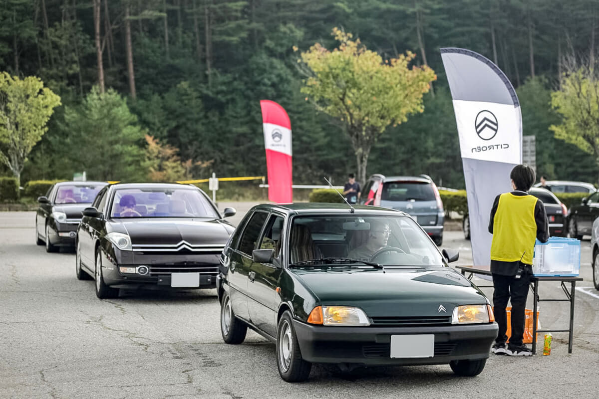 500台の新旧シトロエン車が飛騨高山に集合 日本初開催の公式ミーティングシトロエニスト ニコニコニュース