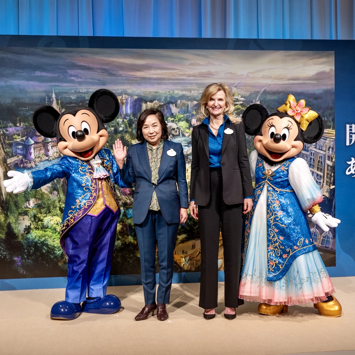 ミッキー&ミニー新コスチュームお披露目！東京ディズニーシー8