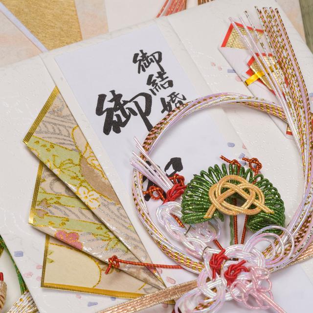 結婚式のご祝儀が払えない……参加を断るのは失礼? ニコニコニュース 結婚式のご祝儀が払えない……参加を断るのは失礼? ニコニコニュース
