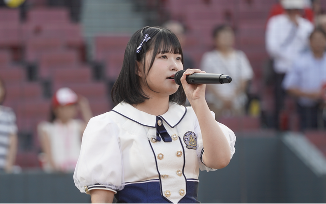 STU48池田裕楽がマツダスタジアムで国歌斉唱、歌唱力と魅力を発揮