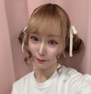 人気セクシー女優の「事務所との金銭トラブル」がSNSで炎上。AV新法後も業界の“ルーズ体質”が消えないワケ(New!!)