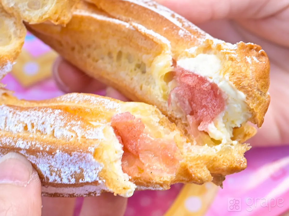 ミニー尽くしのハート型シューで推し活を外へ出そう