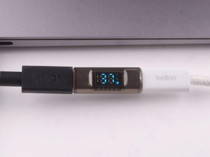 充電の状態が一目瞭然！ 電力が見えるUSB中継アダプタ「500-USB100」レビュー | ニコニコニュース