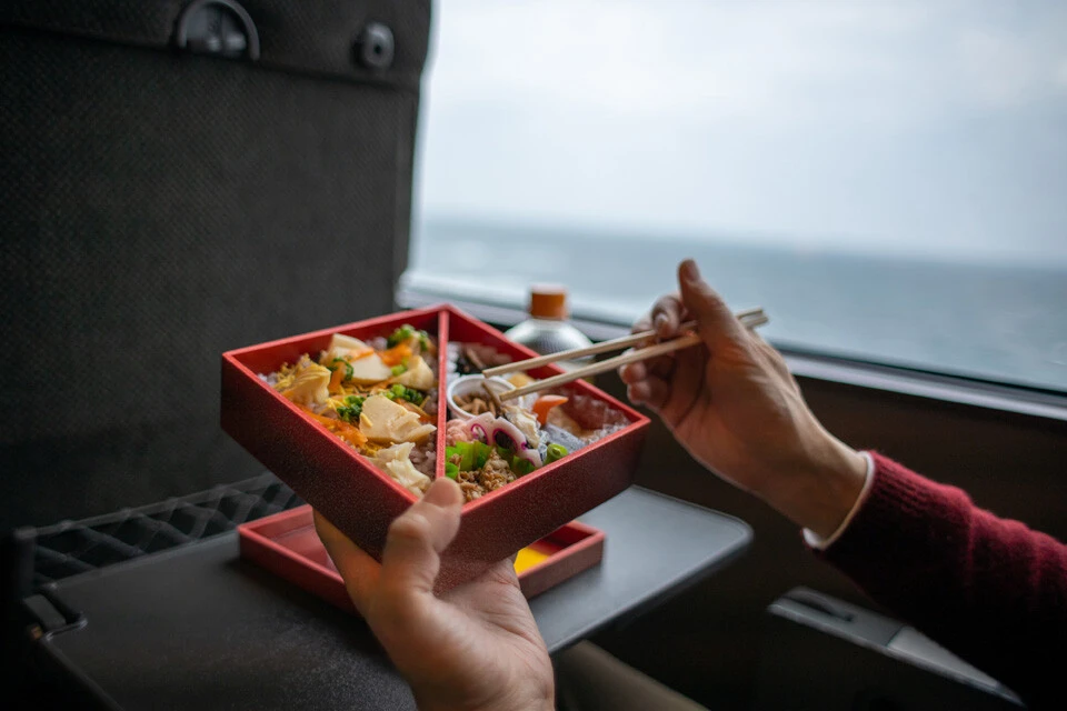 酒のつまみになる駅弁－1グランプリが始まる！
