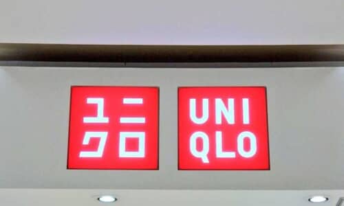 ユニクロの新作ポロセーターが話題！