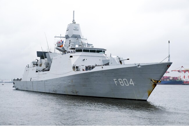 【週末値下げ】オランダ海軍「デ・ロイテル」搭載ヘリNH-90公式パッチ オランダ海軍フリゲート艦「デ・ロイテル」（HNLMS De Ruyter F804）が