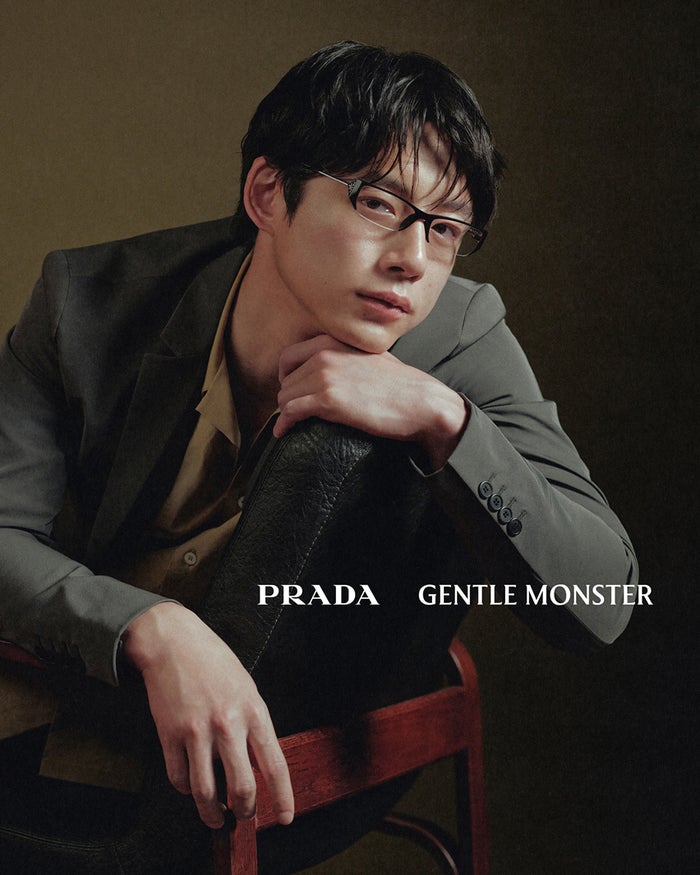 PRADA gentle monster 坂口健太郎　着用モデル 坂口健太郎、PRADA＆GENTLE MONSTERコラボコレクションに登場 「本」を