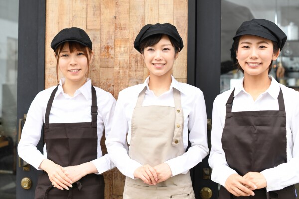 インスタアカウントの「購入」で集客時間を買う発想、飲食店に有効か