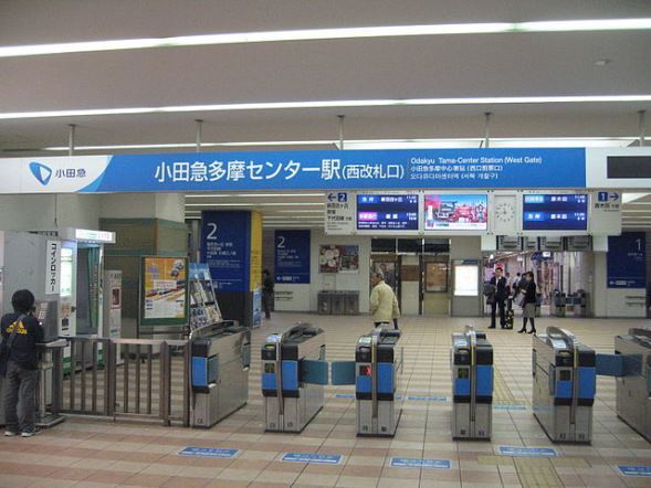 小田急線は線路冠水 多摩センター駅では天井からスプラッシュ ゲリラ豪雨で被害続出 ニコニコニュース