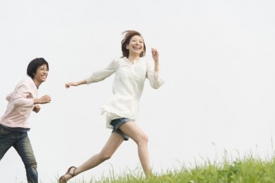 36 の男性はyes 自分より大柄で背の高い女性 恋愛対象になる ニコニコニュース