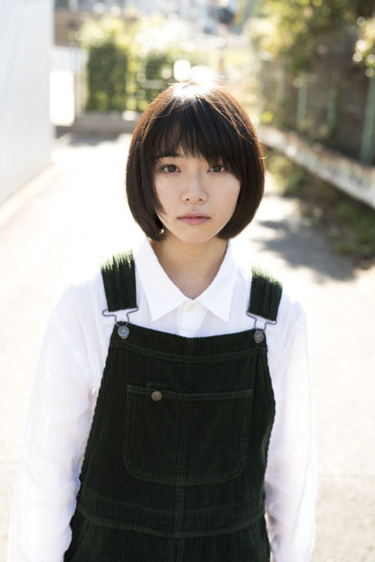 わずか1年でCM出演が10本！の異色モデル・りりかが初グラビア「水着は似合わないので下着で…」 | ニコニコニュース