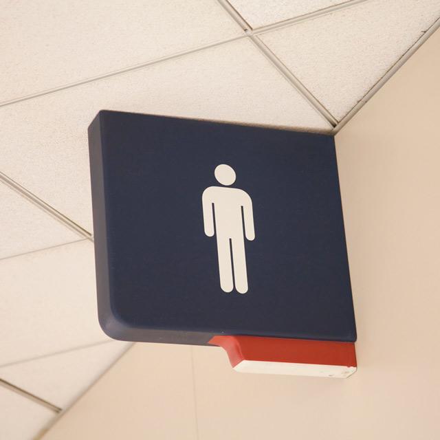 女性用トイレが大混雑 男性用トイレを使うのはマナー違反 ニコニコニュース