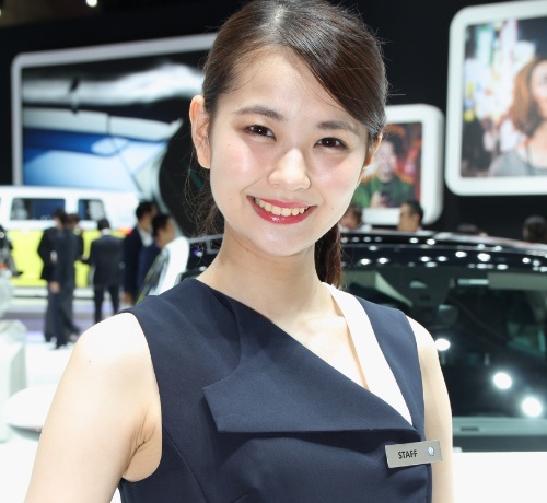 東京モーターショーの美人コンパニオンたち ニコニコニュース