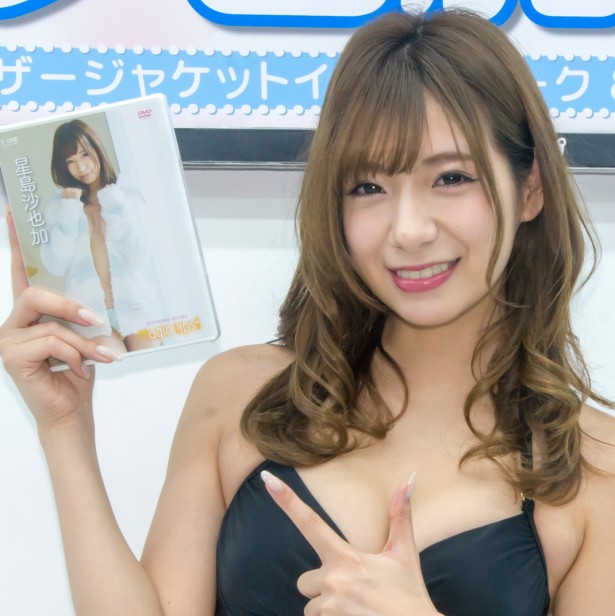 グラビアアイドル星島沙也加 趣味ゴルフ も撮影では苦戦 ニコニコニュース