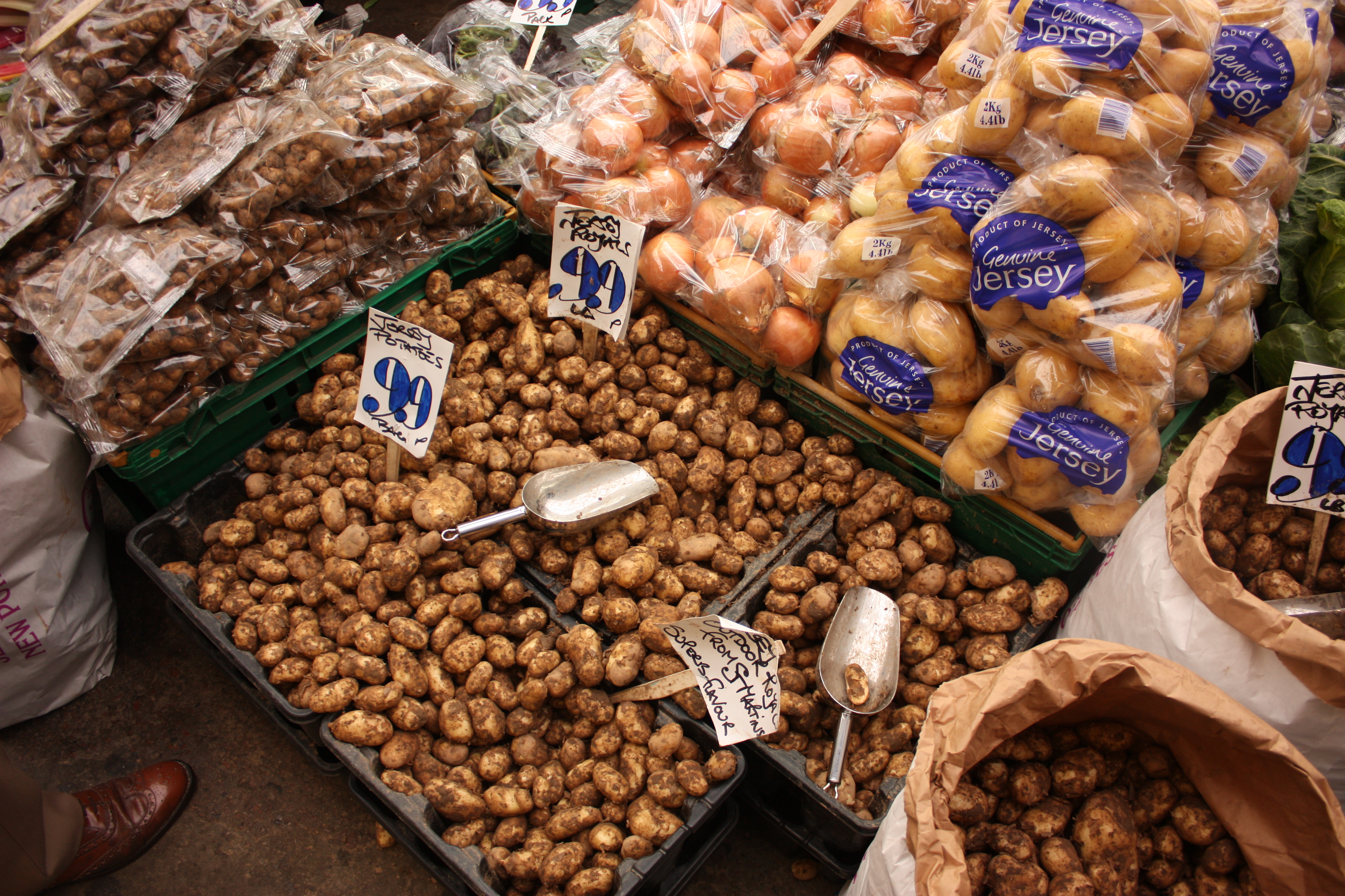 知られざる世界の常識 イギリス人のジャガイモ愛がすごい イギリスのスーパーで買える10種のジャガイモ ニコニコニュース