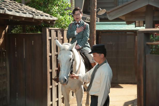 白馬の王子様 浜野謙太 ハマり役に 運がよかった すごく肩の力を抜いて演じられるんです 笑 まんぷく ニコニコニュース