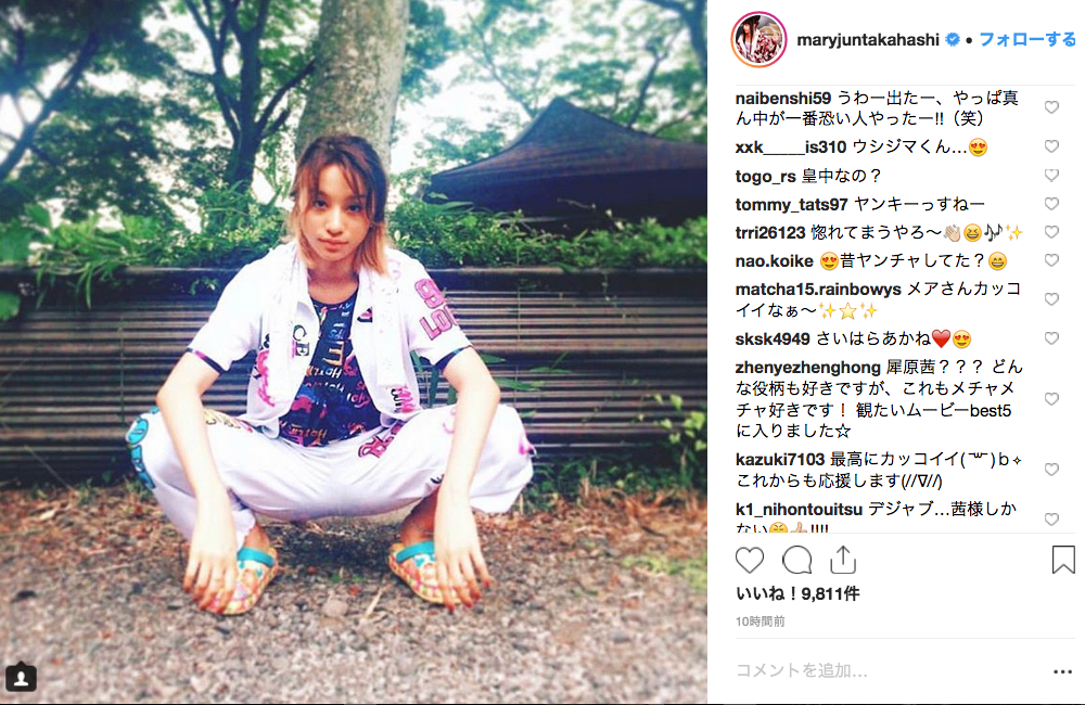 高橋メアリージュンのヤンキー座りが似合いすぎ めっちゃ自然 など称賛 の声 ニコニコニュース