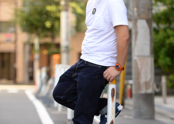 ガタイがあってこそのtシャツ デニムコーデ やっぱり服って肩のラインがものを言う Big Man S ニコニコニュース