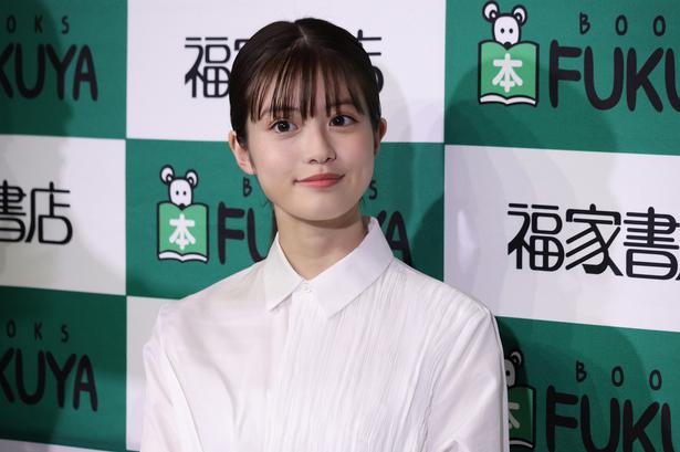 今田美桜 ファーム で超ノリノリのオフショットに騒然 きゃわいすぎ ニコニコニュース