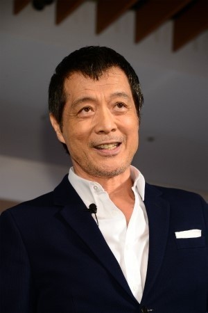 大みそか あの大物歌手は紅白じゃない ステージ に立つ ニコニコニュース