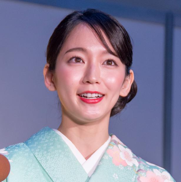 吉岡里帆 口ぽかん 白目shotに大反響 凄い寝顔 新年初笑い ニコニコニュース