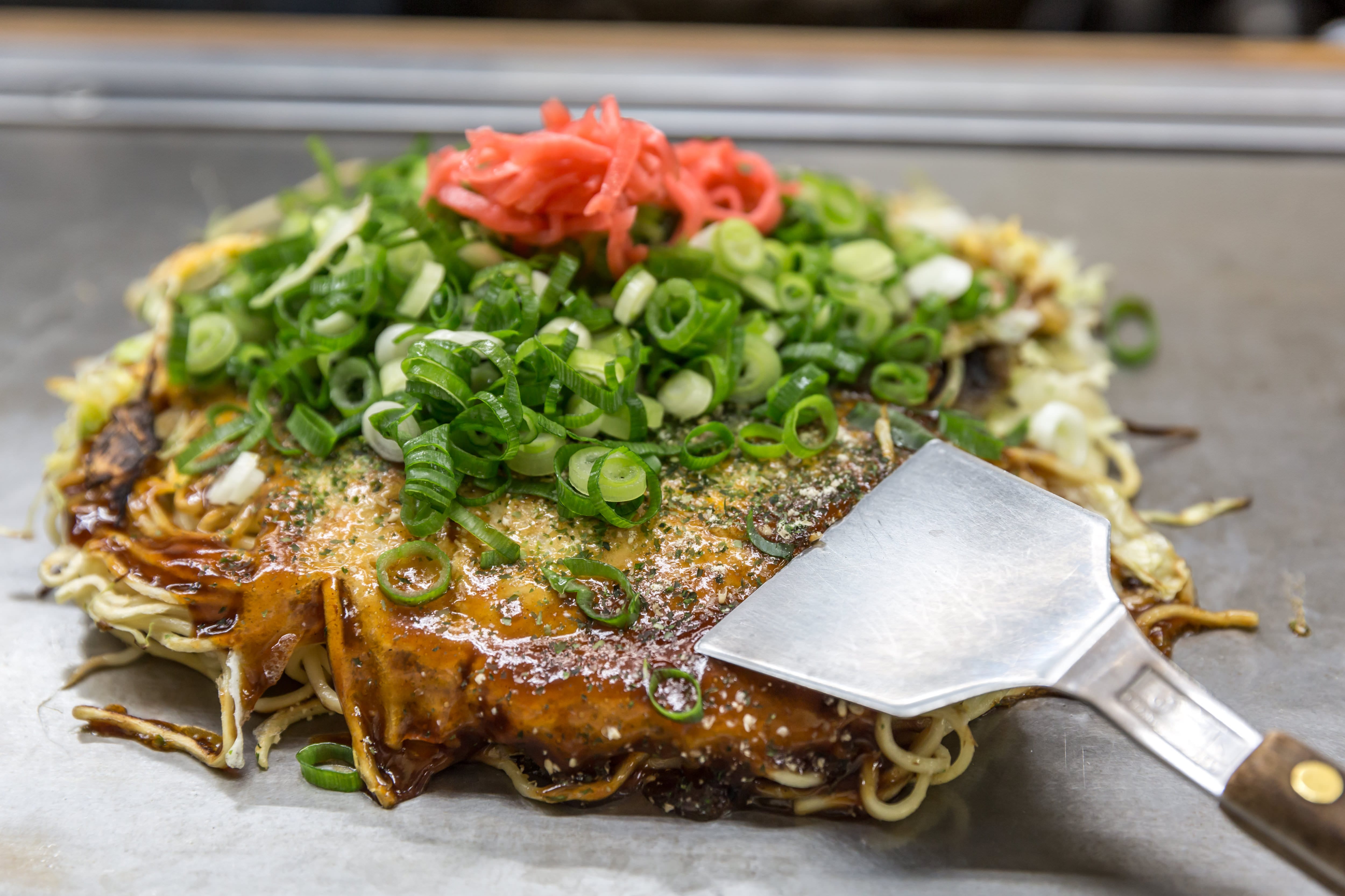 ケンミンshow 広島と大阪でお好み焼き論争が勃発 対立軸を作らなくていい との声も ニコニコニュース