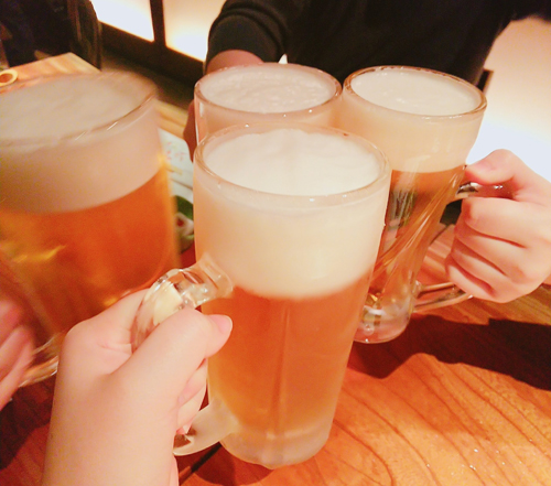 新年会シーズン ビール等 乾杯 にまつわるアンケート ニコニコニュース