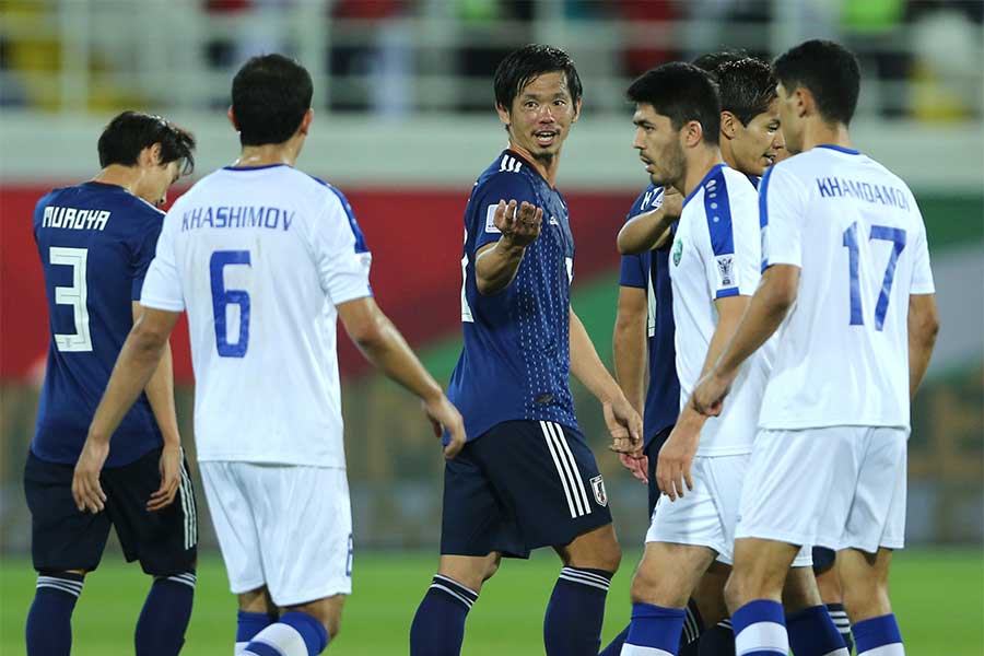 日本 アジア杯でウズベキスタンと一触即発の騒動 逆転弾で歓喜も 相手が怒り露わ ニコニコニュース
