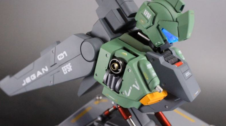 フルスクラッチで 機動戦士ガンダムuc スタークジェガンの胸像を作った猛者現る ニコニコニュース