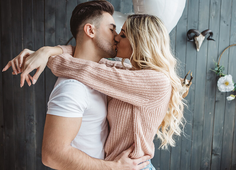 男だったらたまらない 彼女からのキスのタイミング ニコニコニュース