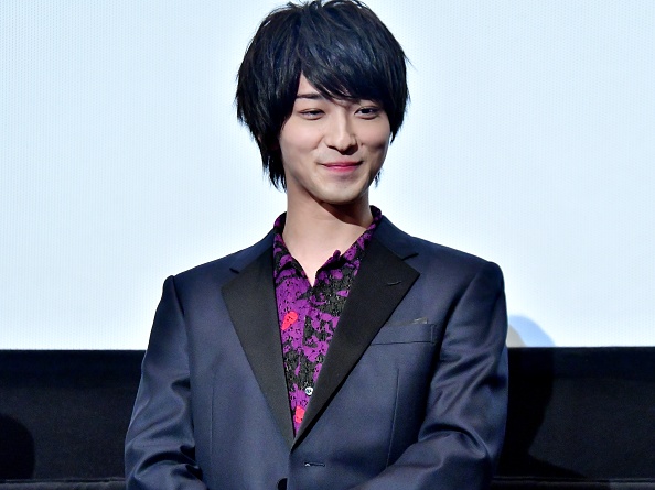 横浜流星 担任 中村倫也から勉強を教わる2ショットに反響 イケメンの詰め合わせ ニコニコニュース