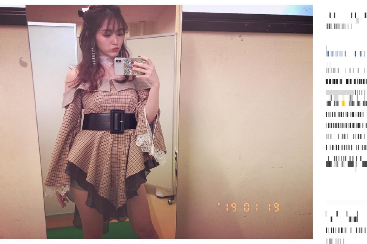 うたコン 鈴木愛理の衣装がヤバすぎると騒然 お下品 大丈夫なの ニコニコニュース