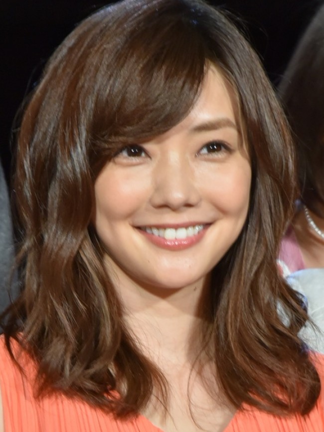 トクサツガガガ 倉科カナ 網タイツの 女幹部 姿にファン興奮 ニコニコニュース