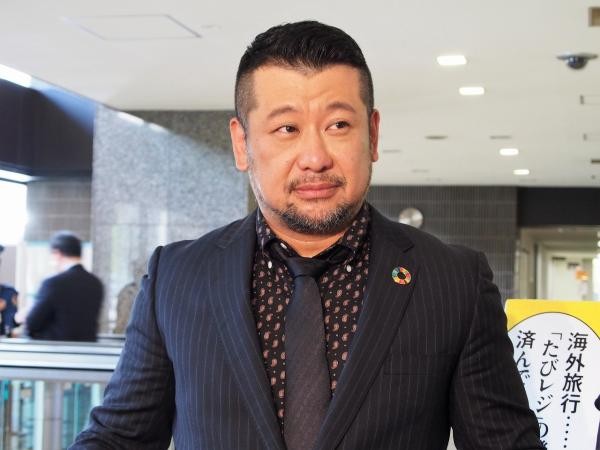 有名人マジギレ事件簿 わきまえろよ ケンコバが本番中 小峠に激怒 ニコニコニュース