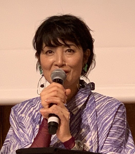 荻野目洋子 子供のスマホ利用の家庭内ルールを明かす 子育てママに 必ず子供が助けてくれる時がきます ニコニコニュース