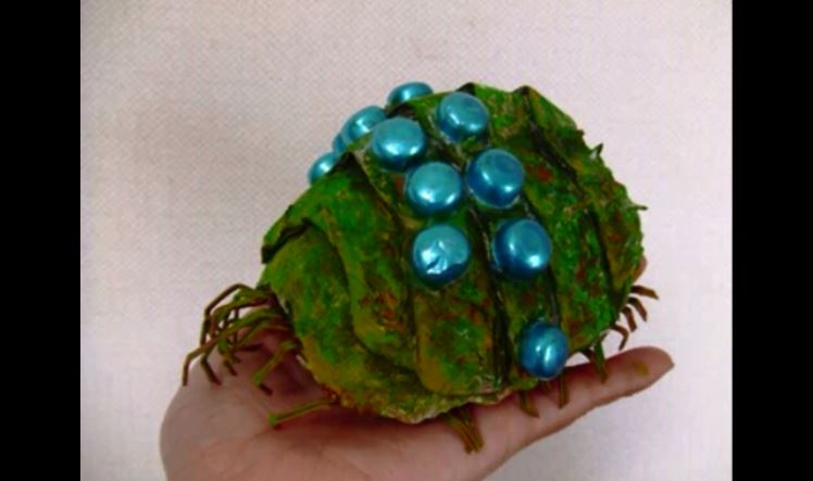 張り子の 手乗り王蟲 がカワイイ ニコニコニュース