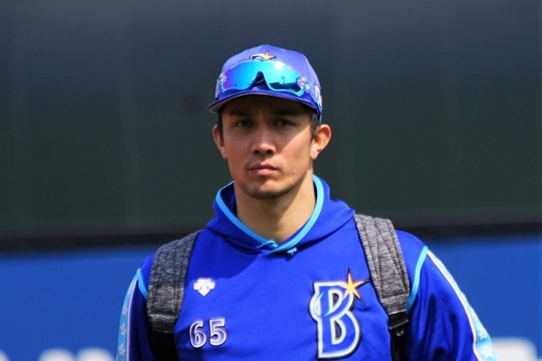 Dena 上は大谷翔平だけ 進撃の巨人 国吉佑樹が161キロをマーク ニコニコニュース