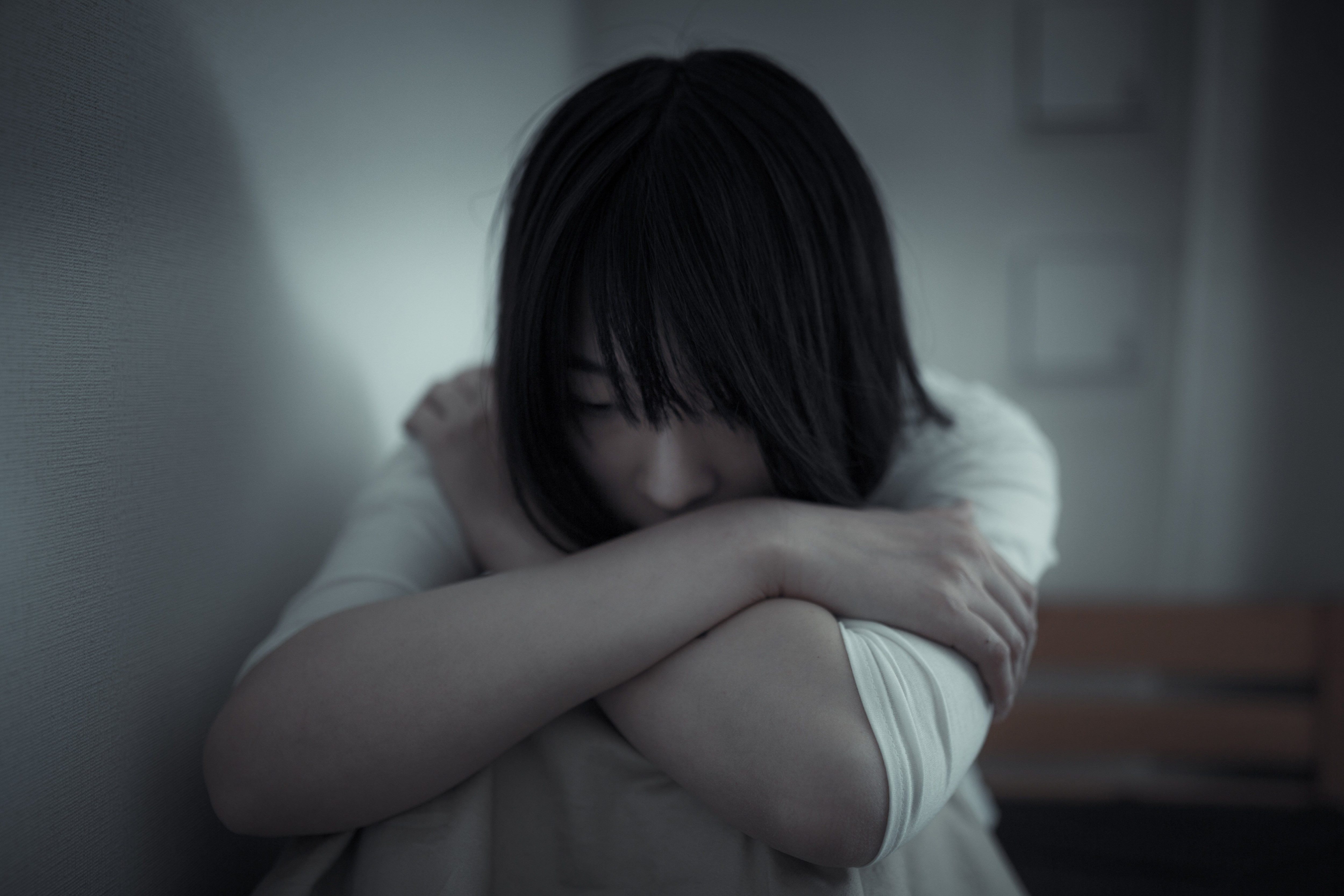 小学校時代のおもらしが頭の中で 過去の失敗を思い出し落ち込む現象とは ニコニコニュース