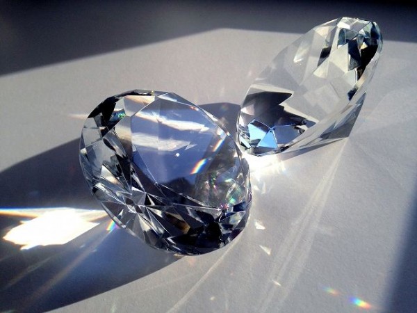 肛門にダイヤ44粒を仕込んだ男が逮捕 その理由と発覚きっかけに驚きの声 ニコニコニュース