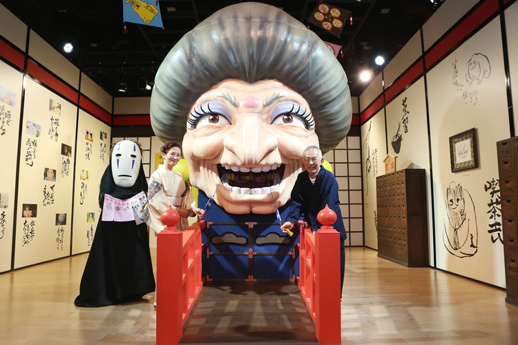 貴重な手書き資料が満載 鈴木敏夫とジブリ展 おみくじが引ける巨大湯婆婆も ニコニコニュース