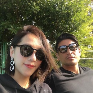 魔裟斗 矢沢心 家族5人で公園へ 完璧な夫婦過ぎてうらやましい 羨望の声 ニコニコニュース