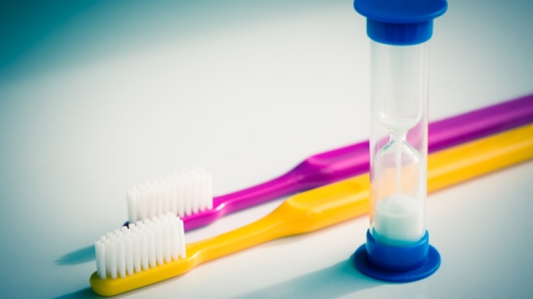 急なお泊りで歯ブラシがない 外出先でのオーラルケア対策 ニコニコニュース