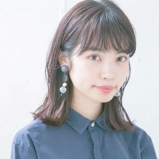 丸顔さんに似合う髪型はコレ 長さ別ヘアカタログをたっぷり紹介 ニコニコニュース