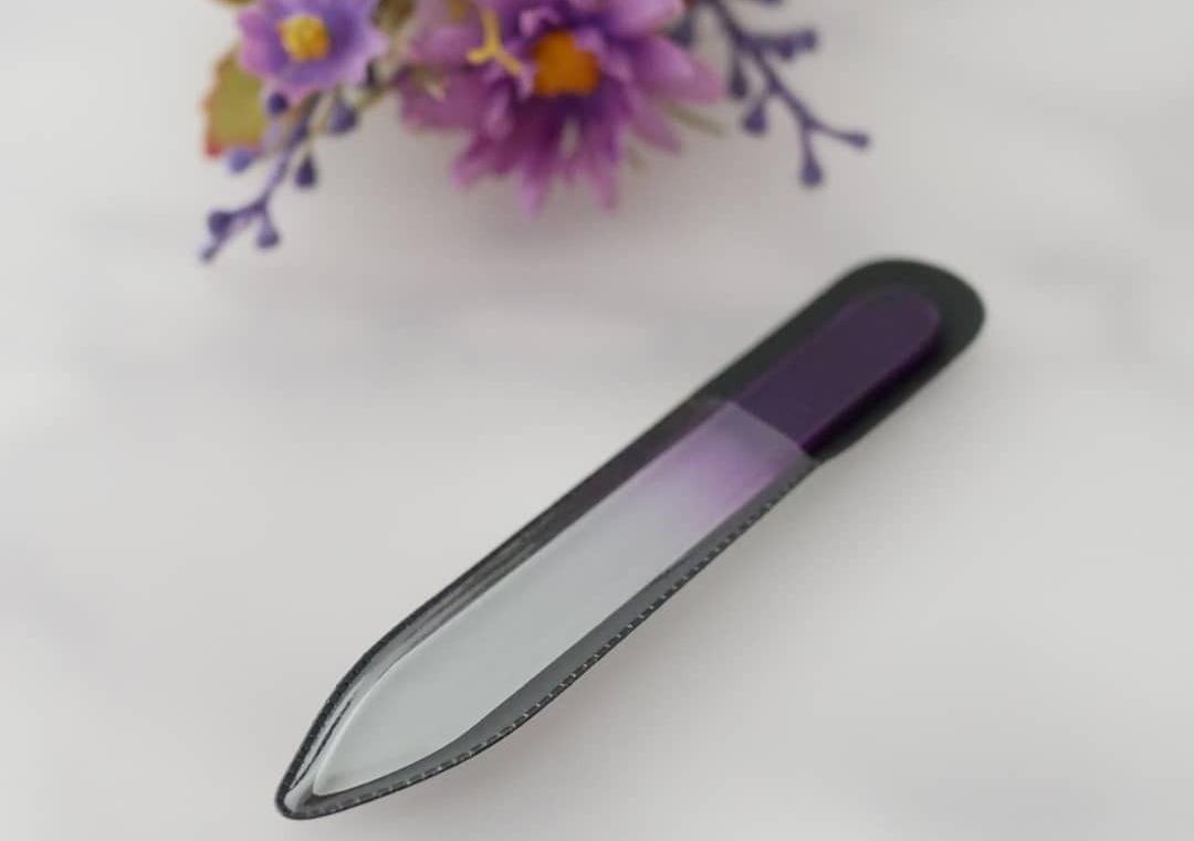 ネイルファイルで爪を優しくお手入れしよう 美しい手元は爪のケアから ニコニコニュース