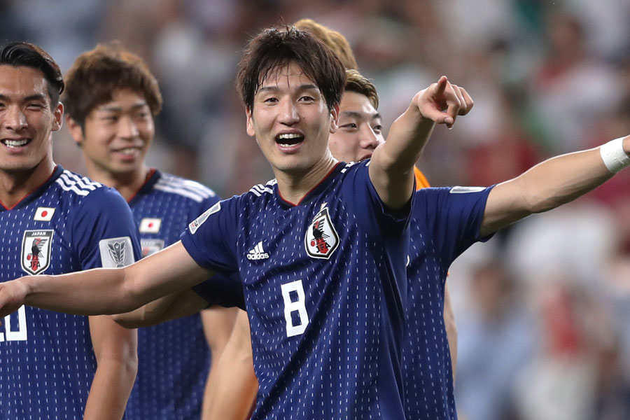 サッカー新旧日本代表5人 元なでしこ宮間 バドミントン桃田 豪華7ショット反響 ニコニコニュース