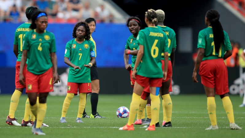 女子w杯で騒動連発のカメルーン女子 身内も見放す 処分すべき ニコニコニュース